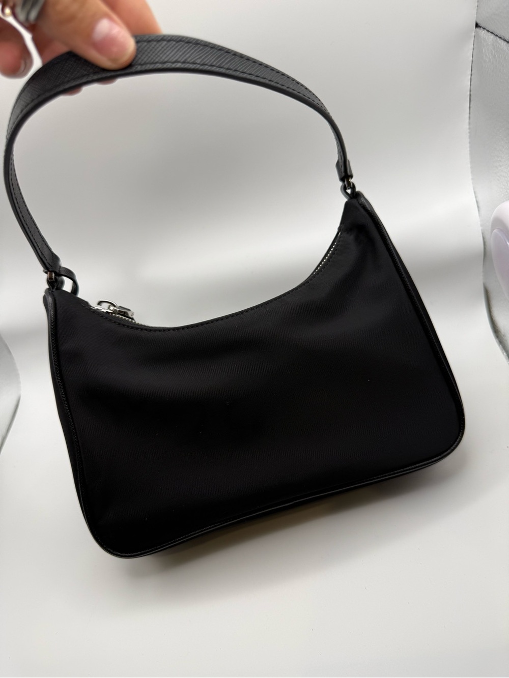 Authentic Prada Black Re-Edition 2005 Nylon Bag with Triangle Logo & Box - Picture 7 of 12